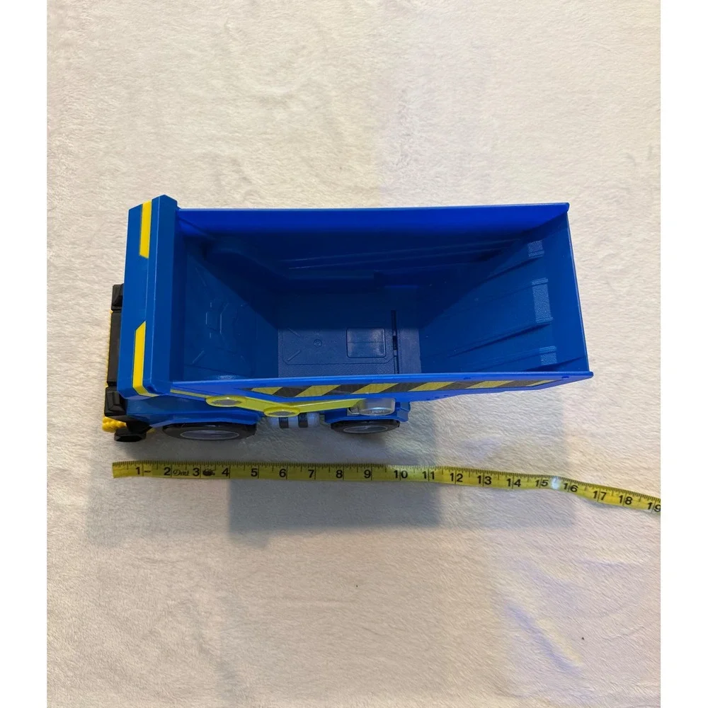 Rubble & Crew Charger's Crane Grabber‎ Dump Truck Blue Yellow Toy Vehicle Only